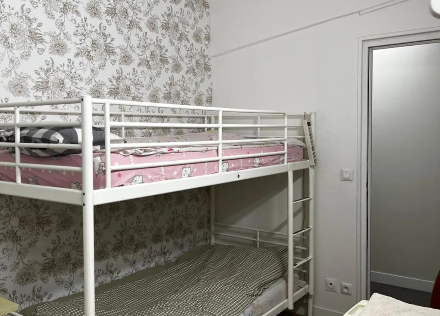 Hostel Chez Mia *