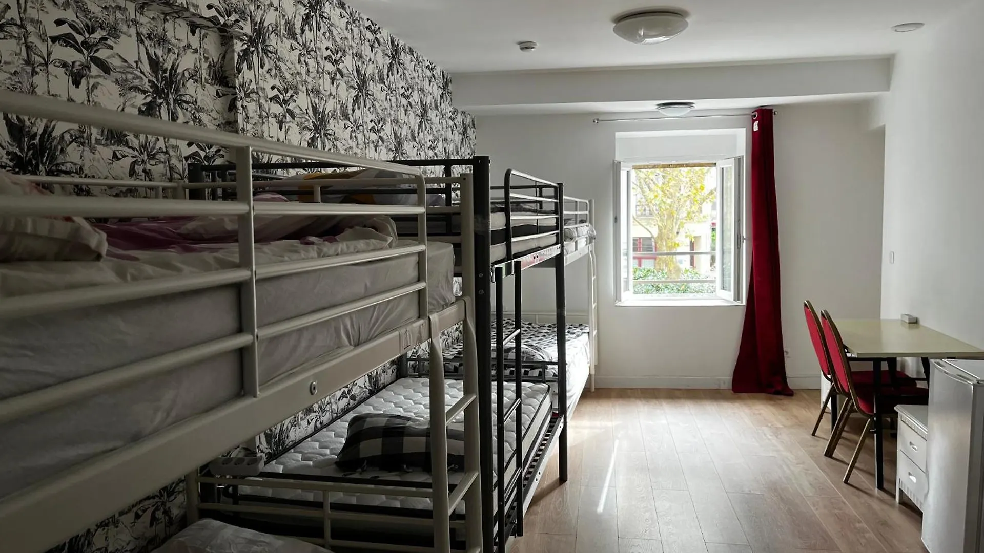 Hostel Chez Mia Paris