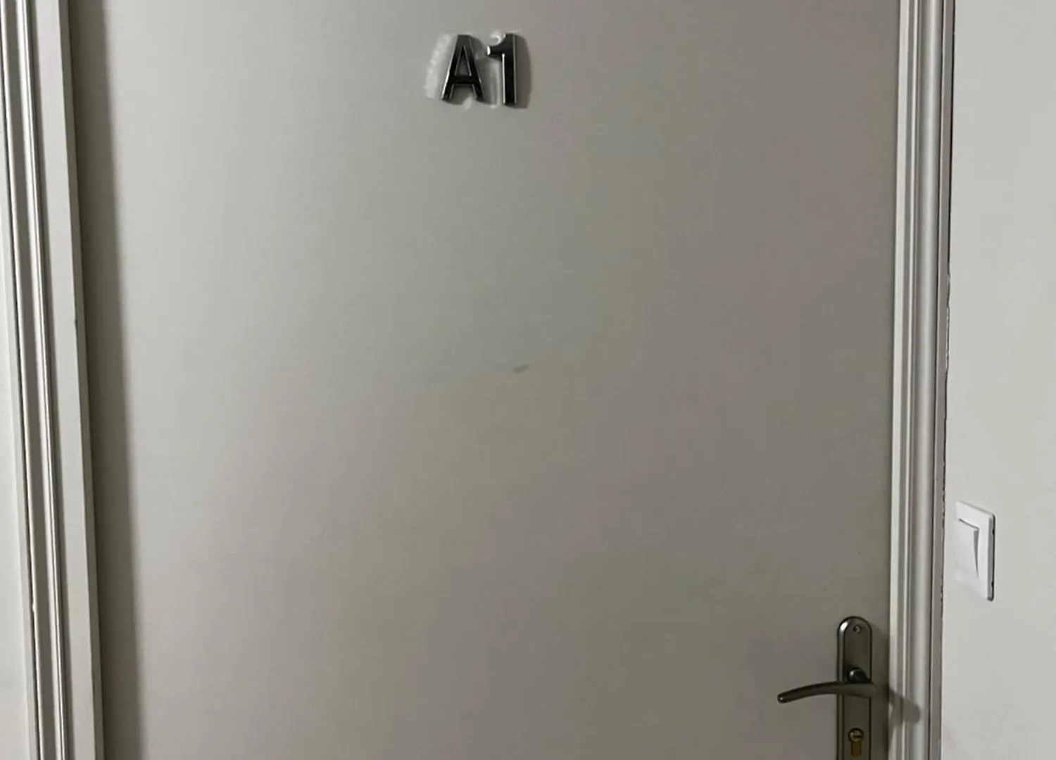 Chez Mia * פריז